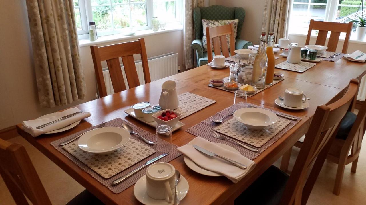 Ha'Penny Acre Bed & Breakfast Sherfield English Exterior photo