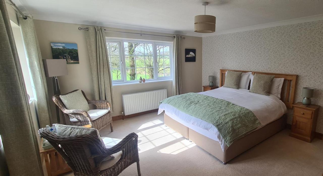 Ha'Penny Acre Bed & Breakfast Sherfield English Exterior photo